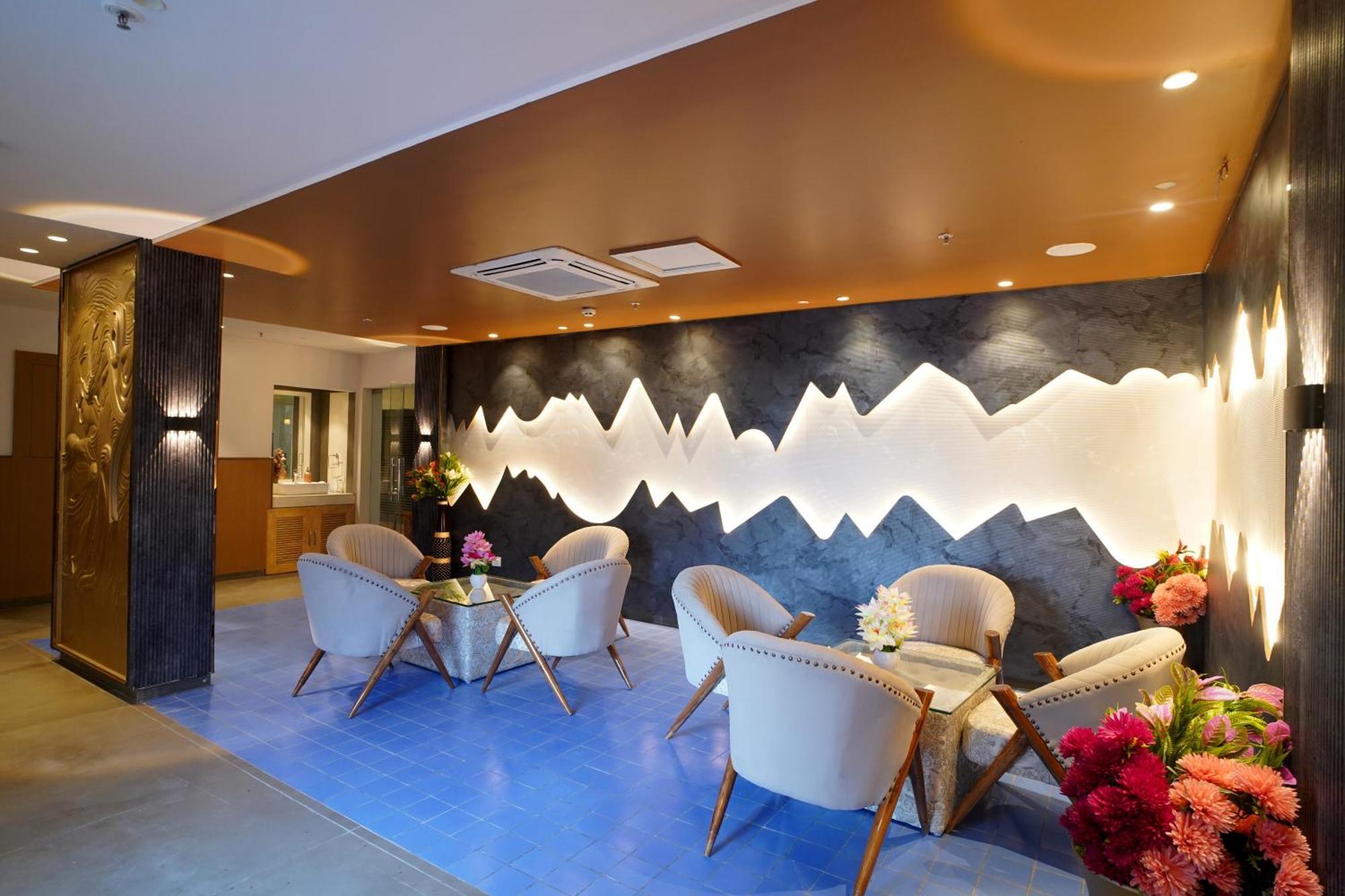 Hotel Sakura Gold Gurgaon Dış mekan fotoğraf