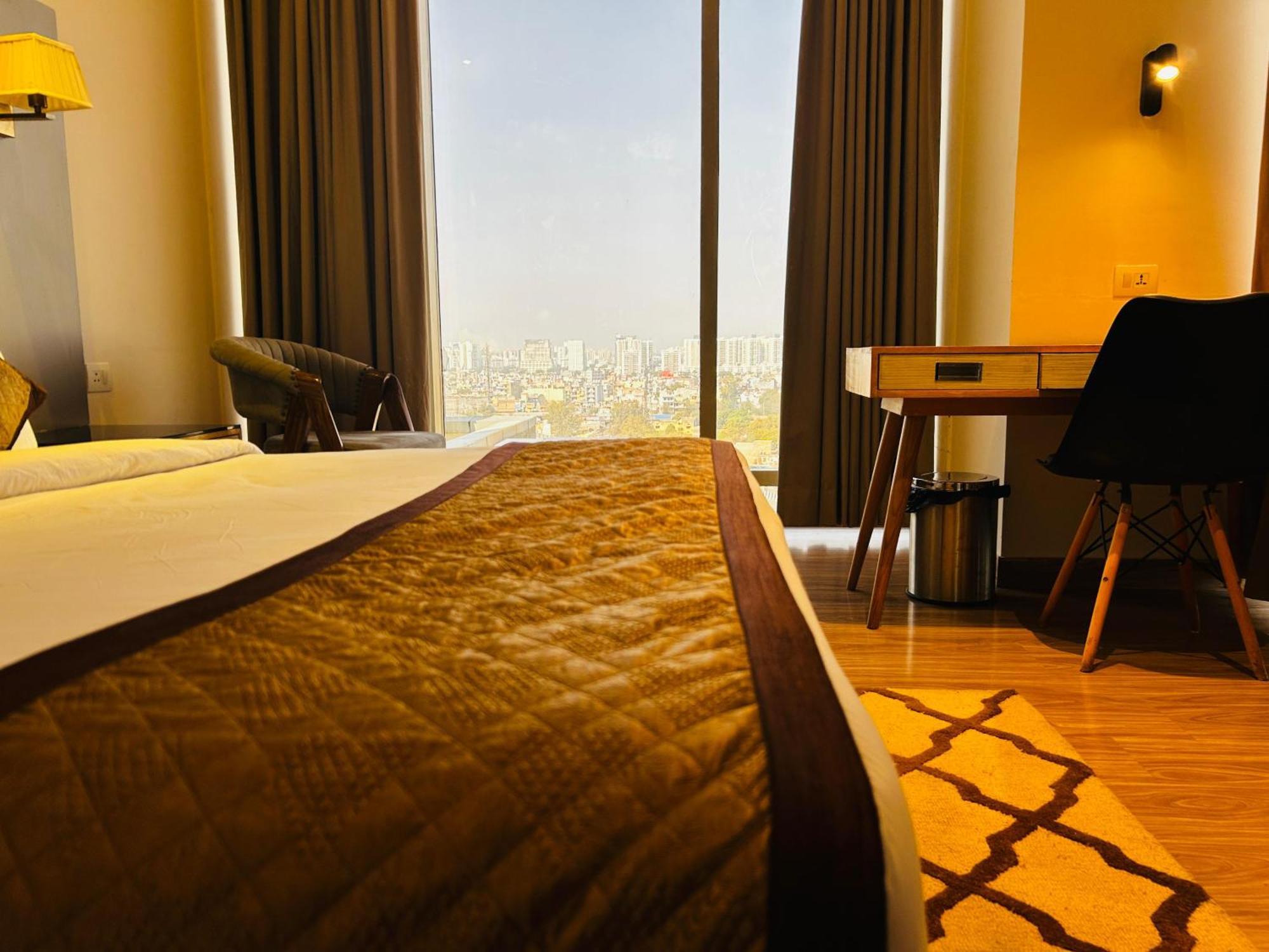 Hotel Sakura Gold Gurgaon Dış mekan fotoğraf